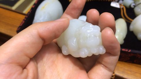 6个和田玉貔貅对比,3000和8000的差距